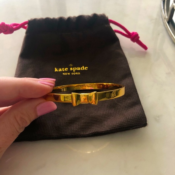kate spade Jewelry - Kate Spade Take A Bow Bangle